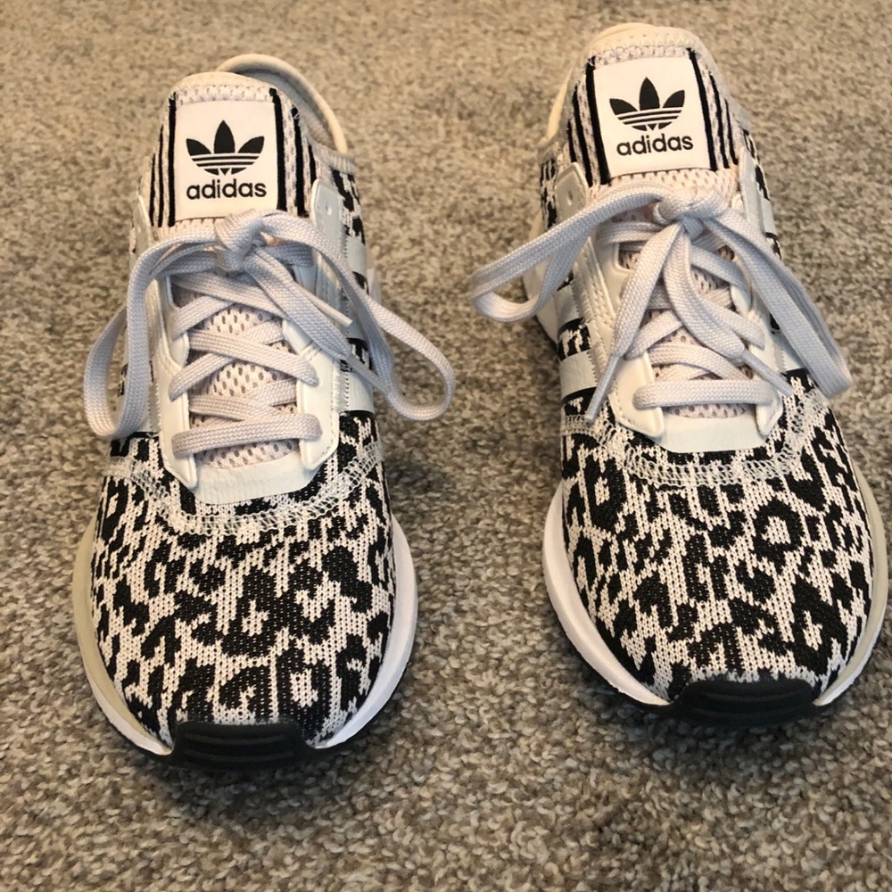 Adidas Swift Run X Leopard
